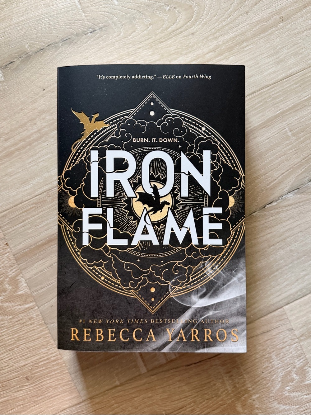 Iron Flame by Rebecca Yarros (paperback)